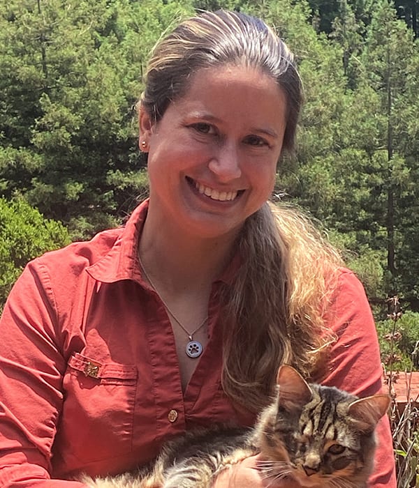 Dr. Amanda Blom, Santa Cruz County Veterinarian